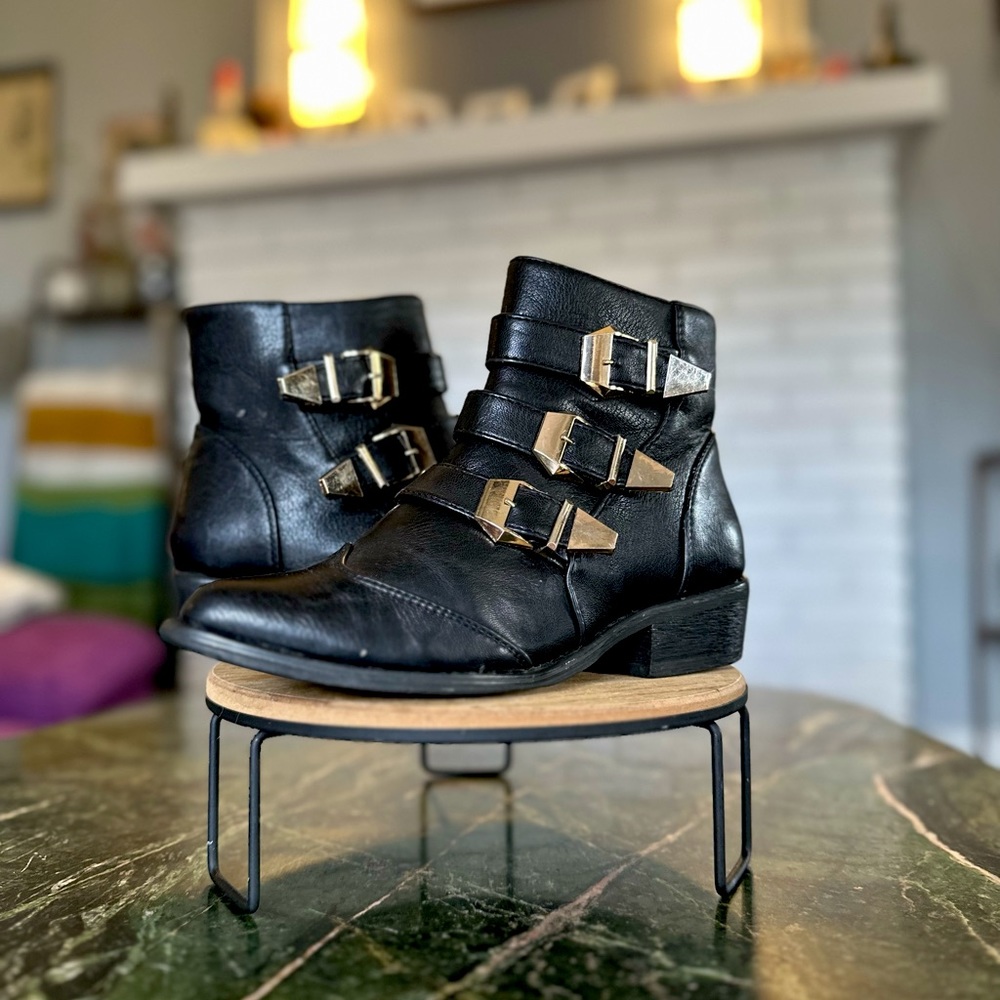Black Biker/Goth Ankle Boots w/ Buckle Straps